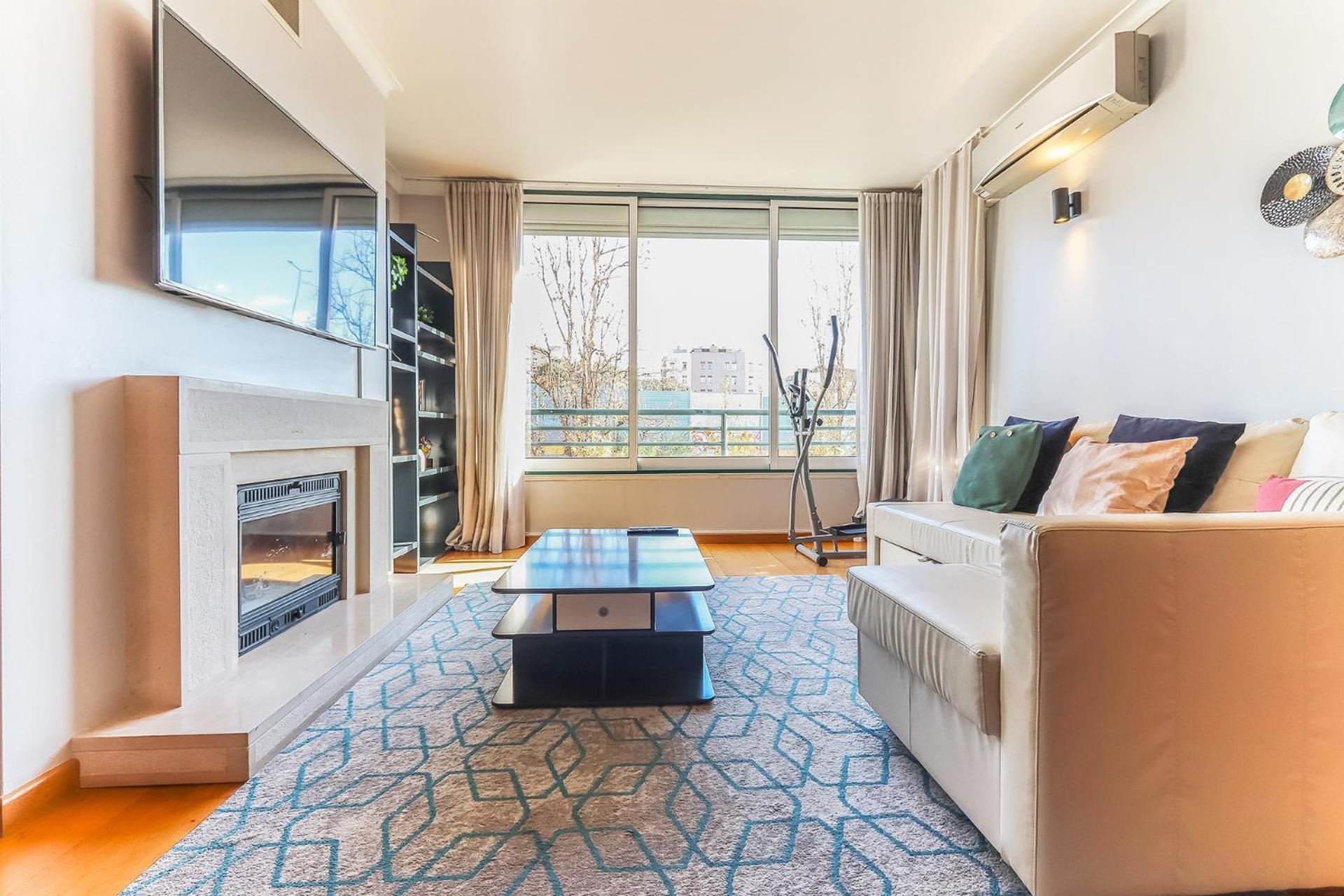 Telheiras Premium By Homing Apartment Lisbon Bagian luar foto